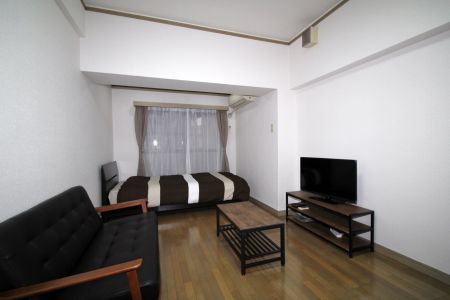 モントーレ天神　E　【４３型テレビ設置】　【空室あり】