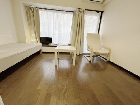 ピュアドーム天神アネックス